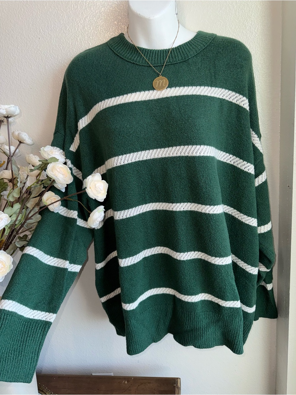 AERIE Forest Green & White Striped Crewneck Sweater (soft) 🌲 - Picture 3 of 6
